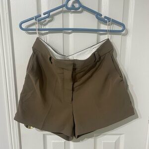 Aritzia Wilfred Effortless Tan Shorts